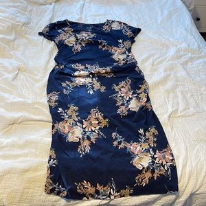 Maternity dress large